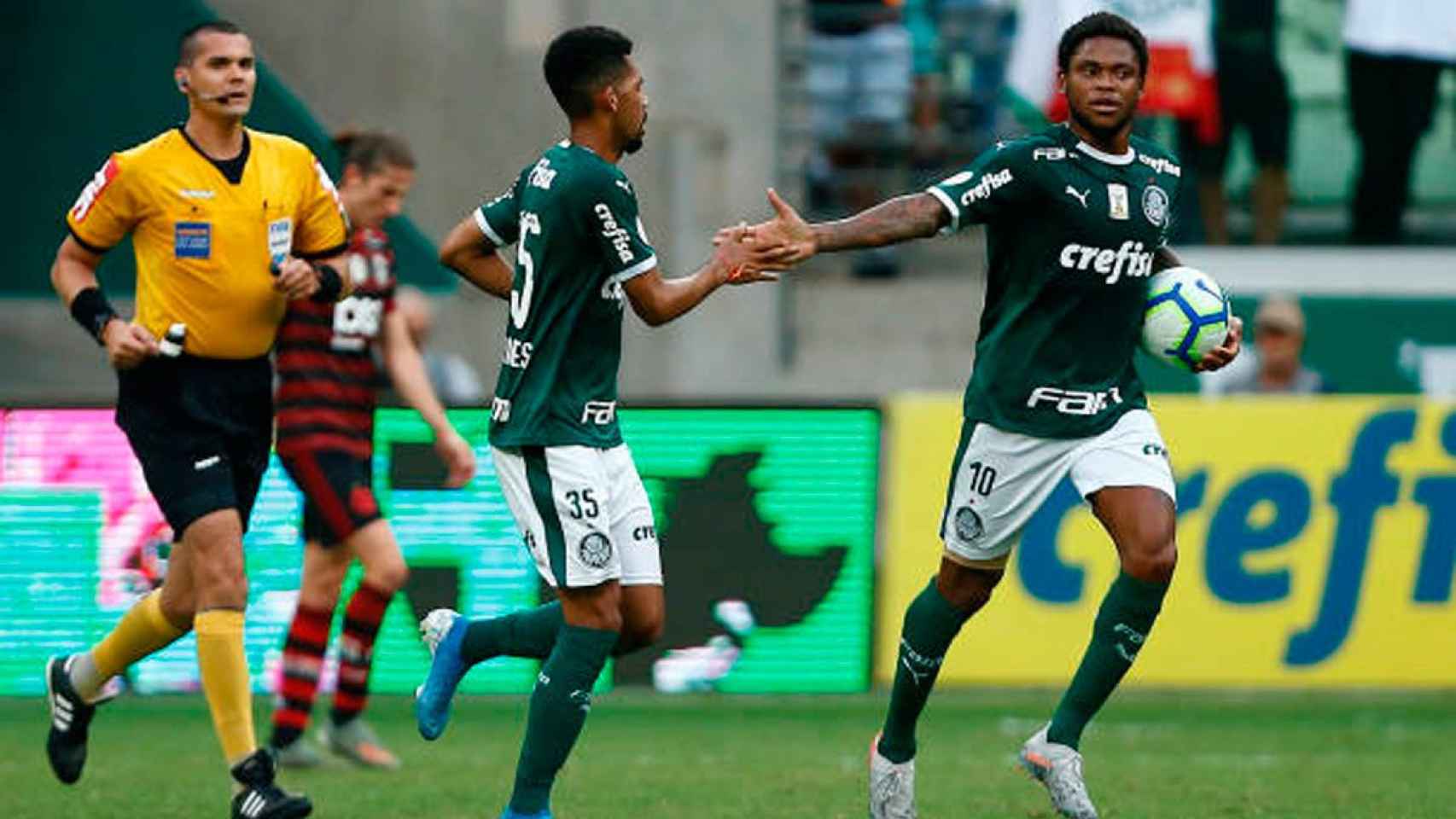 Los jugadores del Palmeiras celebrando un gol / EFE