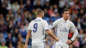 La marcha de Cristiano Ronaldo terminó beneficiando a Karim Benzema / EFE