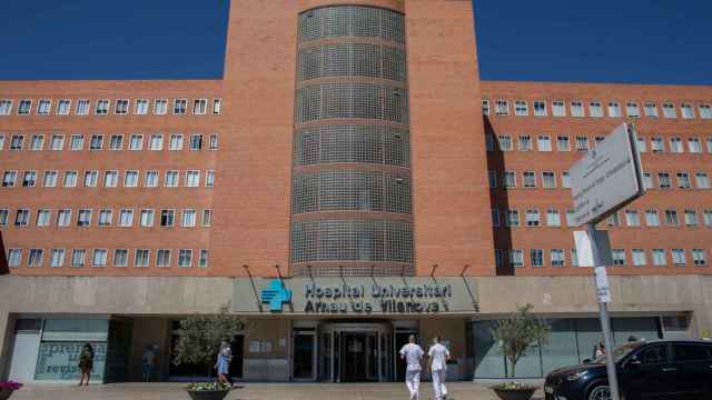 Fachada del Hospital Universitario Arnau de Vilanova de Lleida / EUROPA PRESS