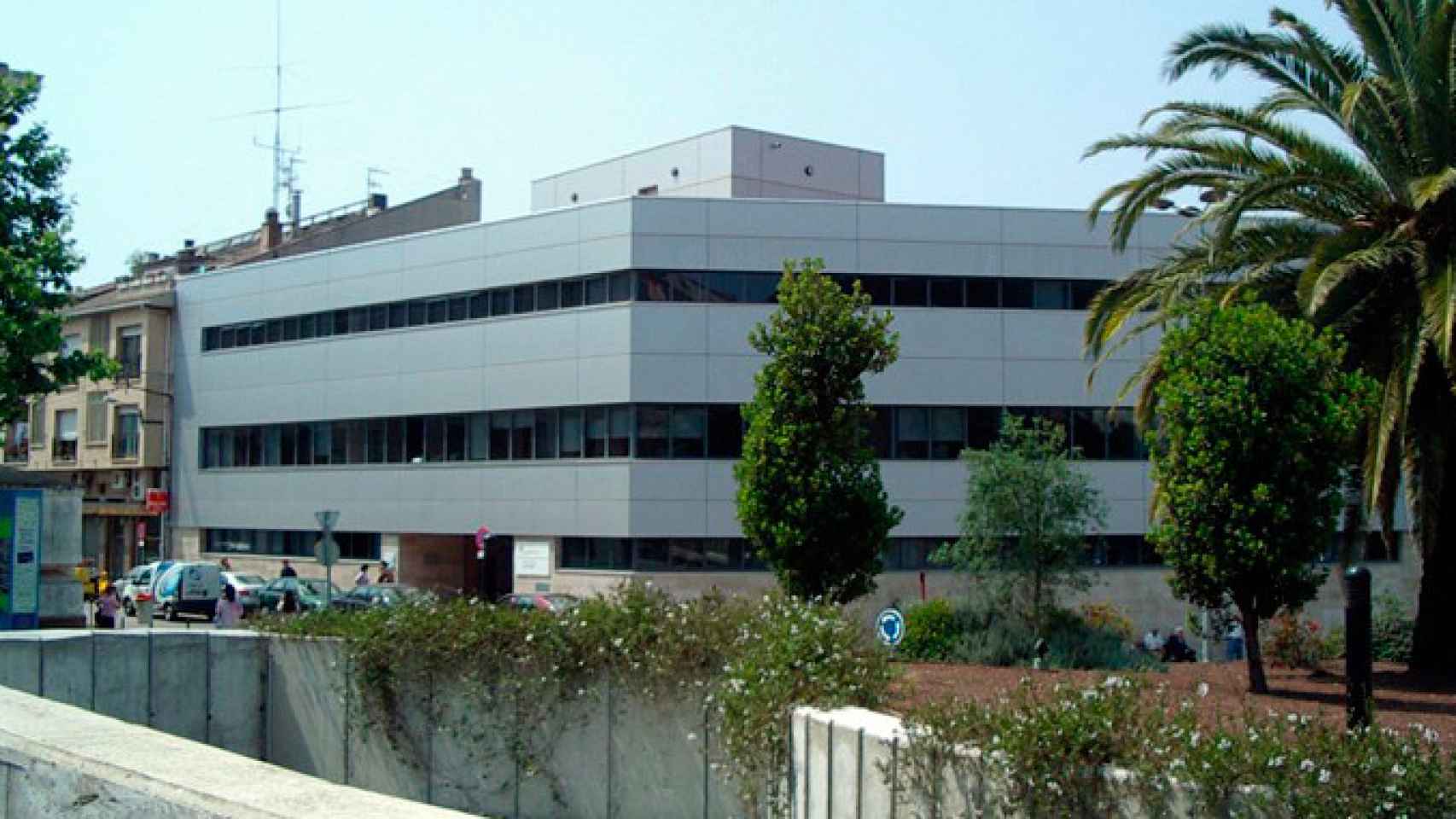 El Hospital de Palamós, donde murió una anciana tras siete horas en urgencias / CG