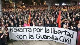 Concentración en Pamplona a favor de la Guardia Civil tras la agresión en Alsasua / EFE