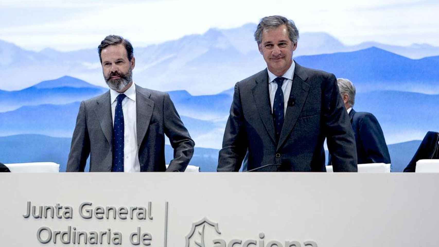 José Manuel Entrecanales (dcha.), presidente de Acciona, y Juan Ignacio Entrecanales, vicepresidente / EFE