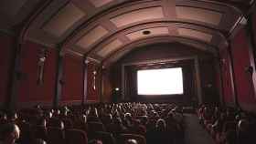 Una sala de cine, uno de los servicios que ha encarecido su IPC / UNSPLASH