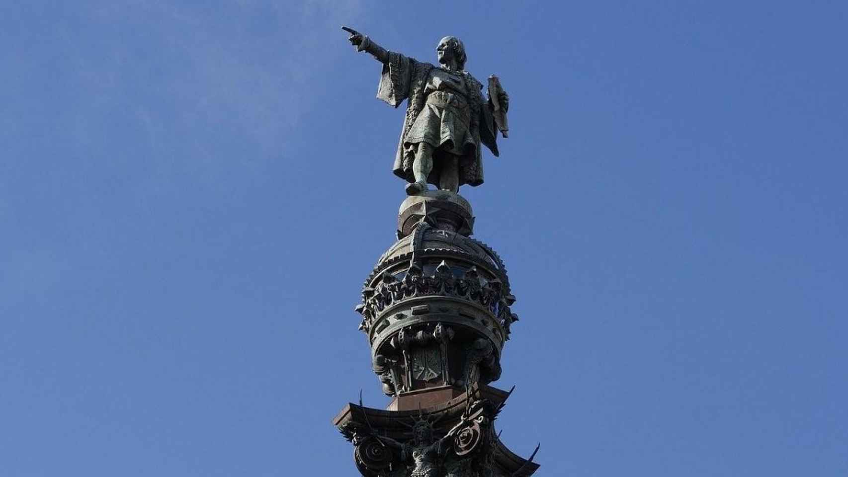 Estatua de Cristóbal Colón, personaje clave en la celebración del 12 de octubre / Vicens Dorse EN PIXABAY