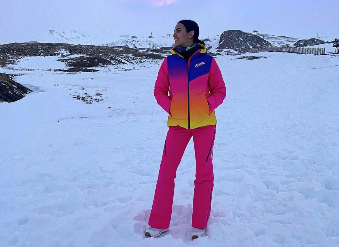 Cristina Pedroche presume de uno de los muchos trajes que tiene para esquiar / INSTAGRAM