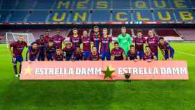 Los jugadores del Barça con el Trofeo Joan Gamper / FC Barcelona