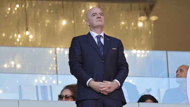 Gianni Infantino, presidente de la FIFA, presenciando desde el palco el partido de Marruecos contra Croacia / EFE
