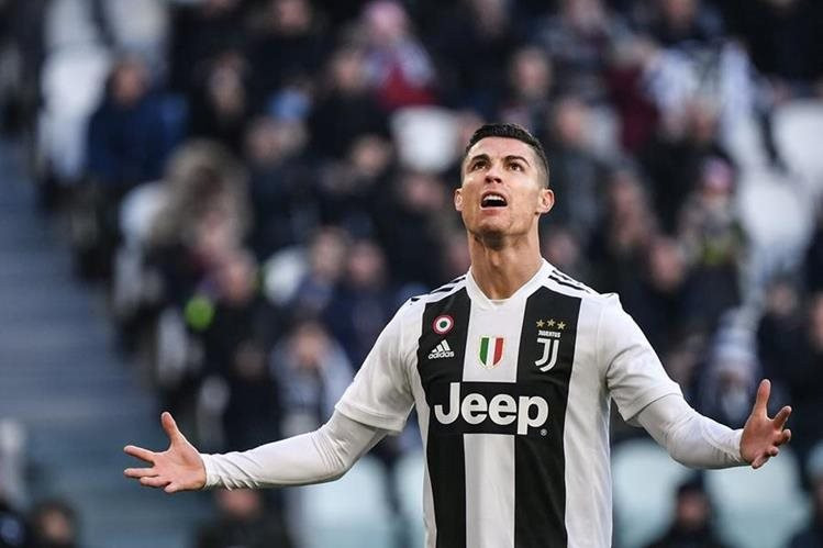 Cristiano Ronaldo lamentando una ocasión con el Juventus / EFE