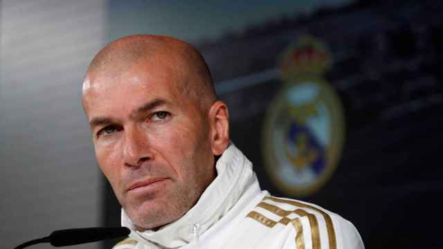 Zidane en una rueda de prensa con el Real Madrid / EFE