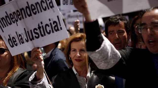 Jueces y fiscales protestan por su situación en España / EFE