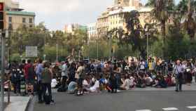 Sentada de estudiantes en plaza Universitat tras la condena del Supremo contra los líderes del 1-O / CG