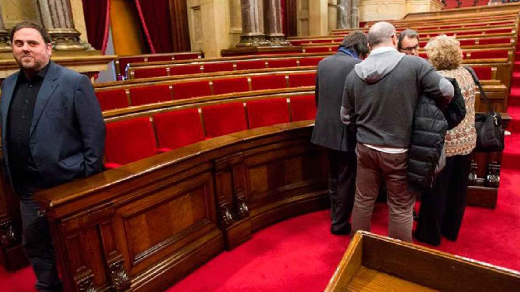 Oriol Junqueras y Artur Mas en el Parlament poco antes de la reunión de la candidatura Junts pel Sí.