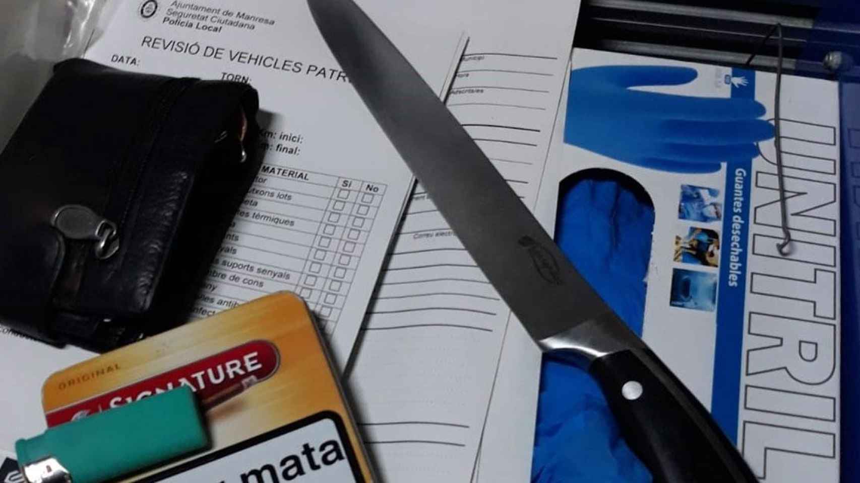 El cuchillo del detenido / POLICÍA DE MANRESA