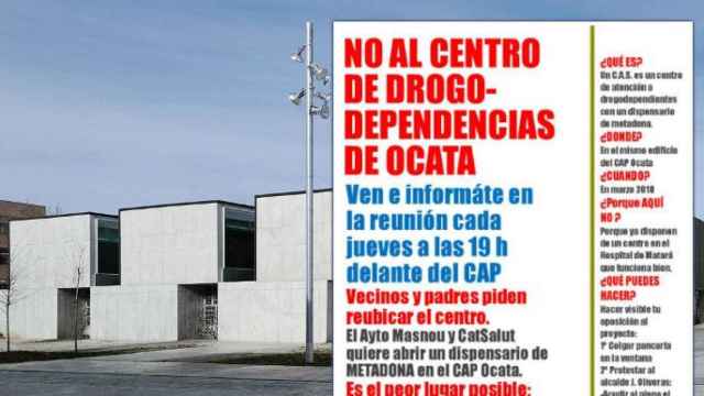 Vista del CAP Ocata y del cartel que llama a los vecinos a la movilización en Ocata, en El Masnou (Barcelona) / CG