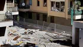 Vista del apartamento de Premià destrozado por la explosión / EFE