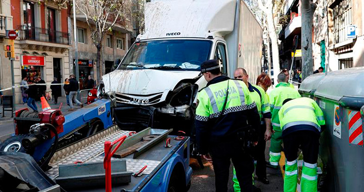 accidente camion barcelona