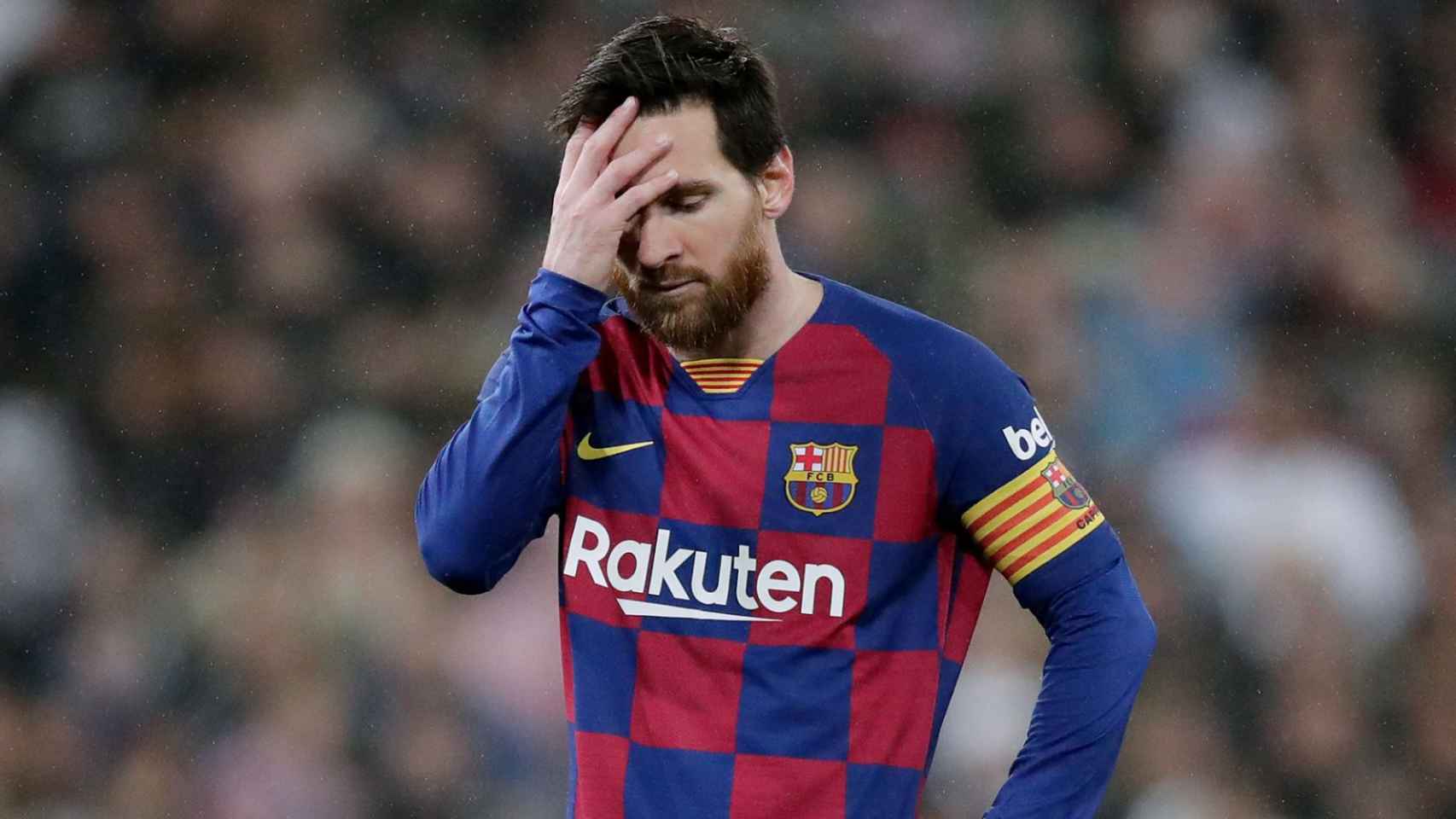 Messi, lamentándose en un partido | EFE