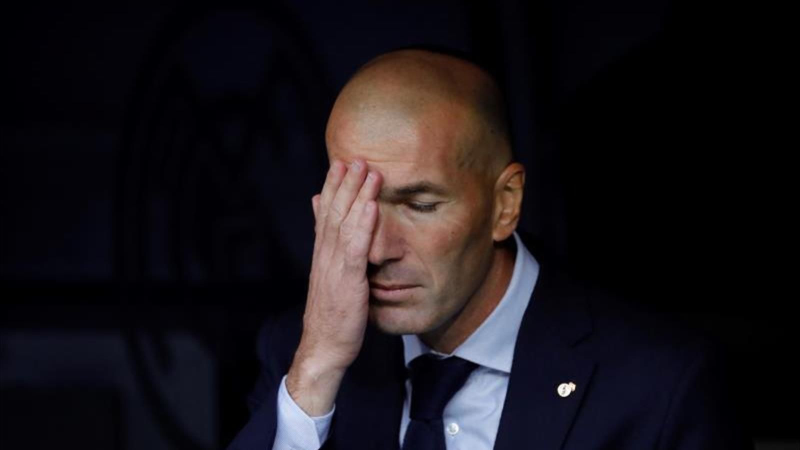 Zidane lamenta una acción de su Real Madrid | EFE