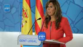 La presidenta del PP catalán, ALicia Sánchez-Camacho, en rueda de prensa en la sede de su partido este lunes