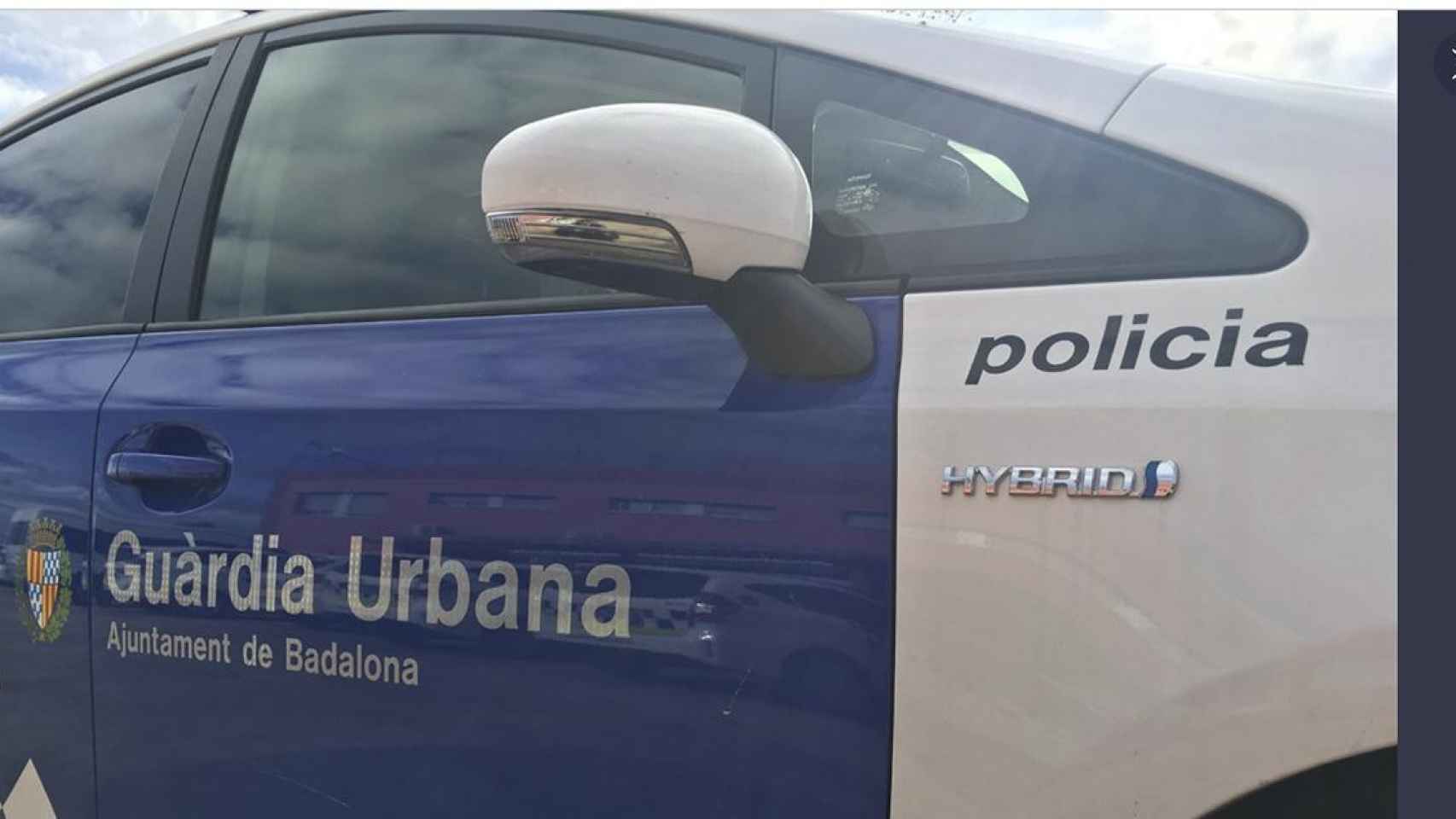 Un coche de la Guardia Urbana de Badalona, el cuerpo que ha detenido al acusado / GUB BADALONA