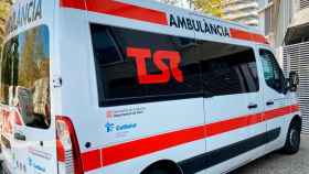 Una ambulancia de TSC, la empresa de transporte sanitario de los Bonomi, dueños de Port Aventura / CG