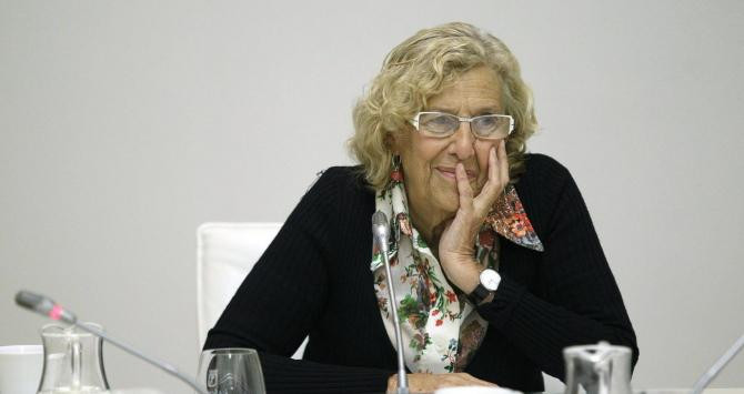La exalcaldesa de Madrid, Manuela Carmena, leerá el pregón de este año en el ayuntamiento / EFE
