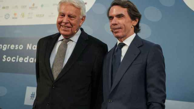 Los expresidentes del Gobierno Felipe González y José María Aznar / SERVIMEDIA