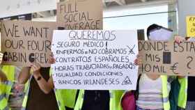 Empleados de Ryanair durante el primer día de huelga, en Palma de Mallorca / EFE