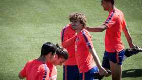 Antoine Griezmann en un entrenamiento con el Atlético de Madrid / EFE