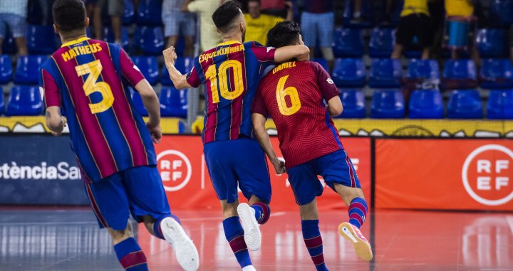 Los jugadores del Barça de fútbol sala celebran el empate de Daniel / FCB