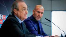 ZIdane y Florentino, en una rueda de prensa con el Real Madrid | RM
