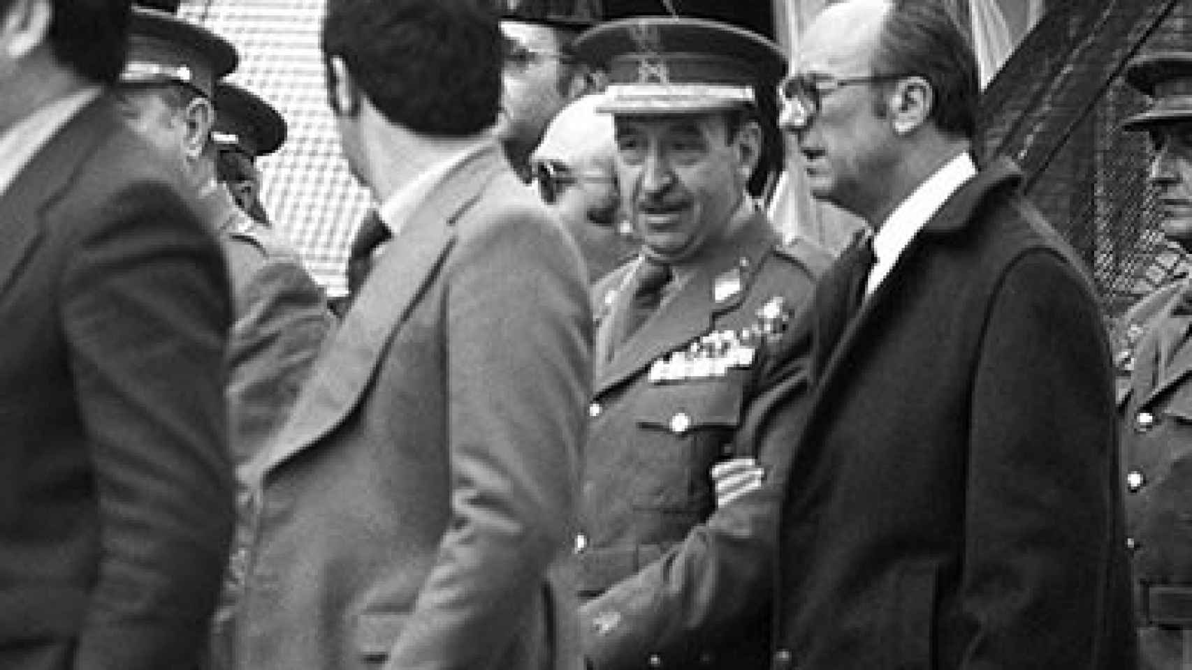 Alfonso Armada abandona el Congreso, el 24 de febrero de 1981