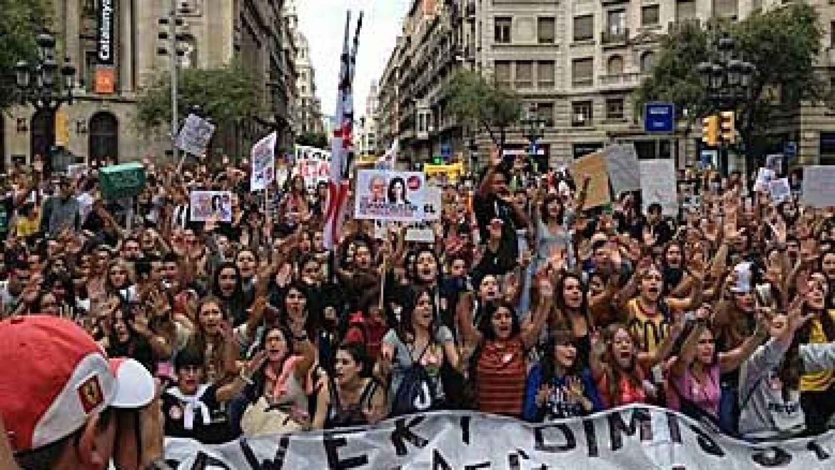 Aspecto de la manifestación de Barcelona contra la LOMCE y la LEC