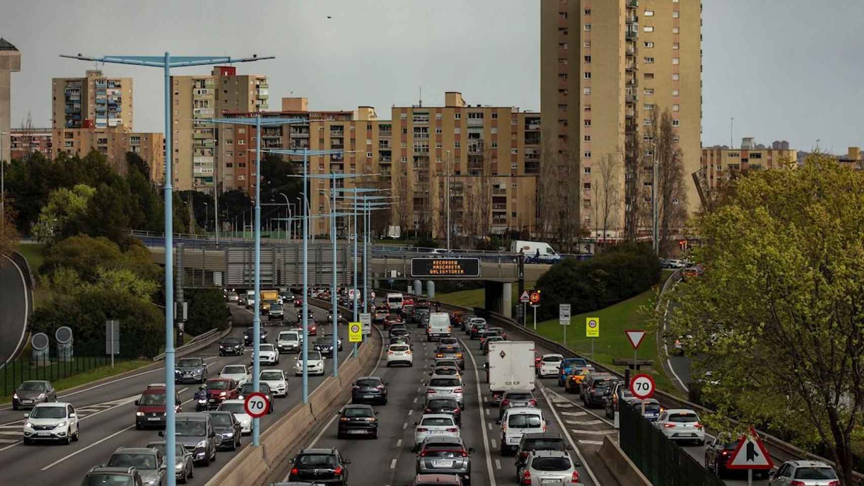 Estado del tráfico en la Ronda de Dalt de Barcelona / EFE