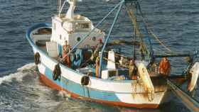 Un barco pesquero en el mar Mediterráneo / EFE