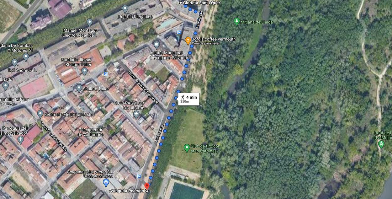 El trayecto que hizo el bus sin control entre la plaza Font i Quer y el campo de fútbol / GOOGLE MAPS