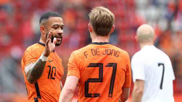 Frenkie de Jong y Memphis Depay, durante un parón FIFA con Holanda / REDES