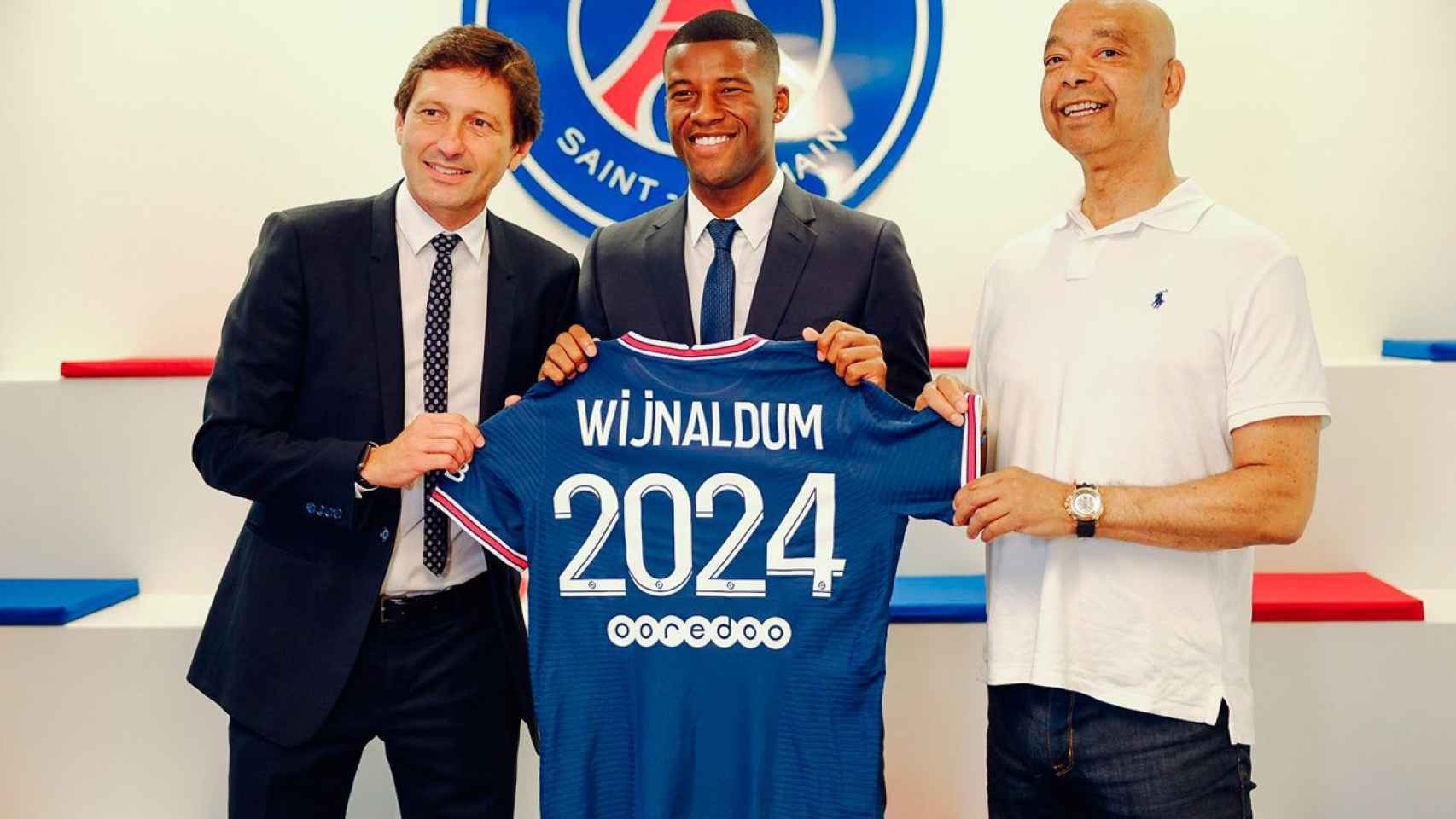 Wijnaldum presentado como nuevo jugador del PSG, el club de moda / PSG