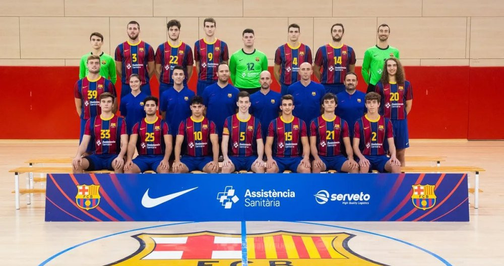 El equipo de balonmano del Barça con el patrocinio de Serveto / FCB