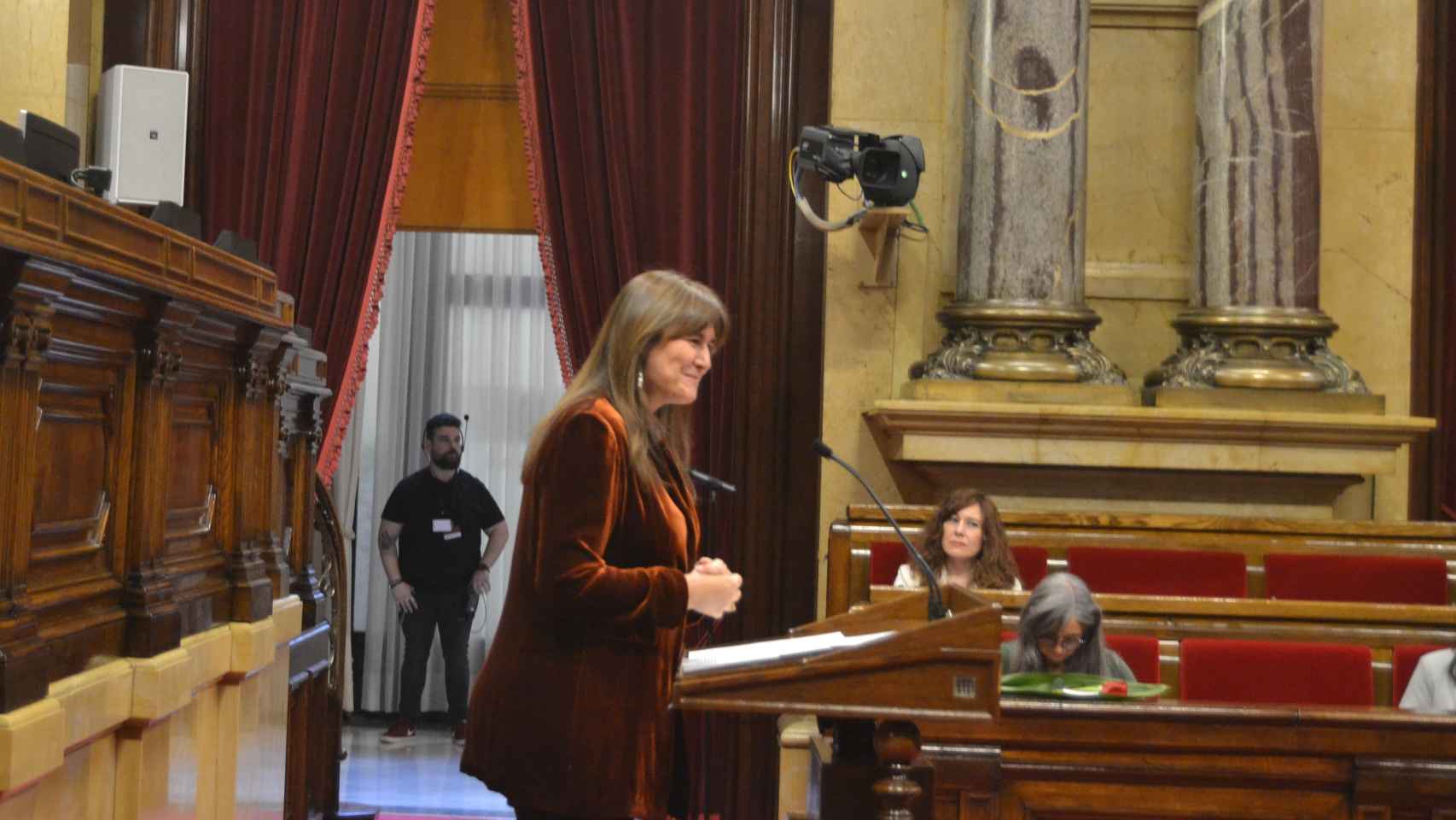 La presidenta del Parlament, Laura Borràs, en el acto 'Lletres al Parlament' el día previo a la festividad de Sant Jordi / EUROPA PRESS