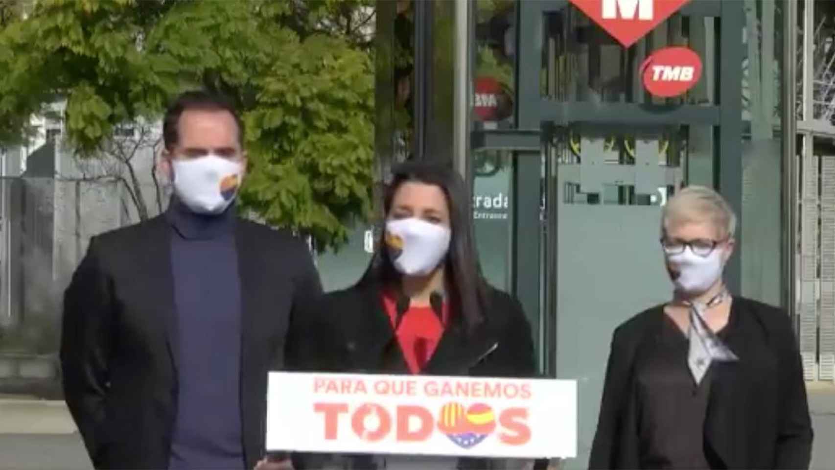 La presidenta de Cs, Inés Arrimadas (C); la número 2 de Cs por Barcelona, Anna Grau, y el vicepresidente de la Comunidad de Madrid, Ignacio Aguado