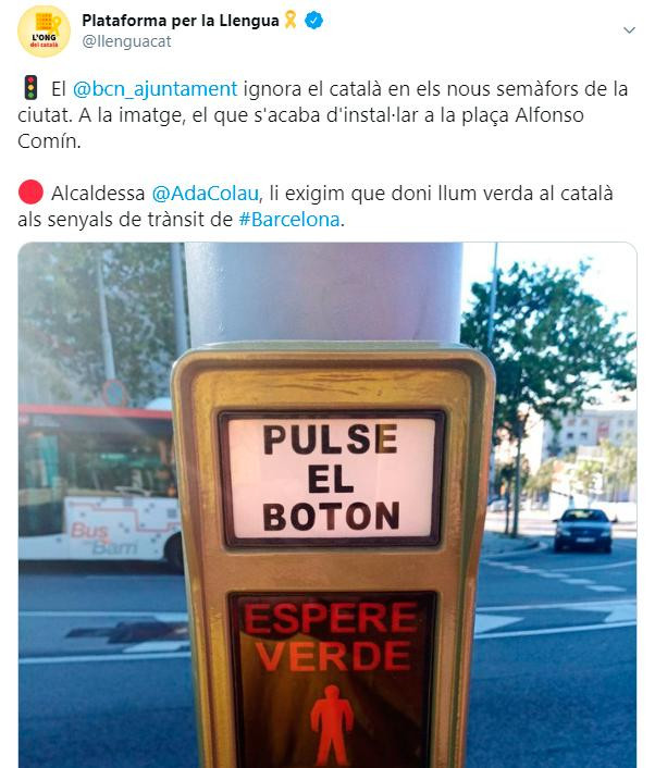 Plataforma per la Llengua señala al Ayuntamiento de Barcelona por un cartel en castellano / TWITTER
