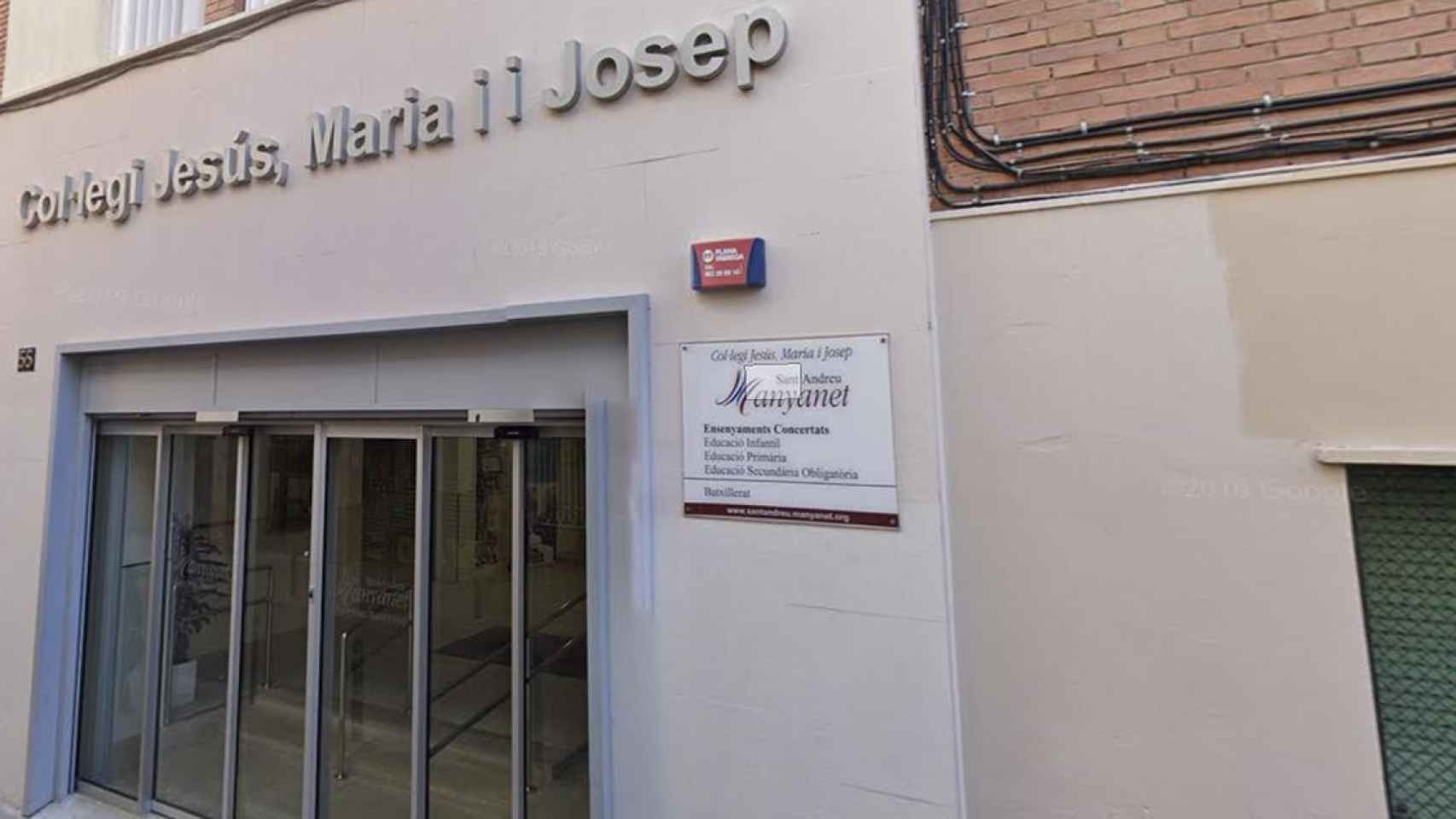 Colegio Manyanet Sant Andreu, en el que trabaja el párroco acusado de tener vídeos pedófilos / MAPS