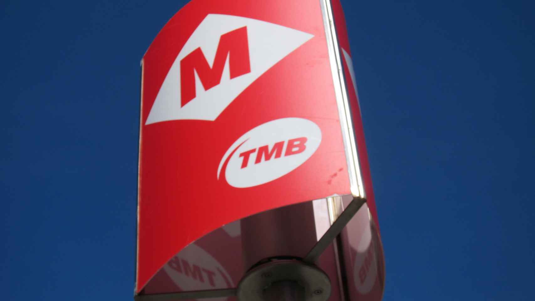 Logo de TMB en imagen de archivo / EUROPA PRESS