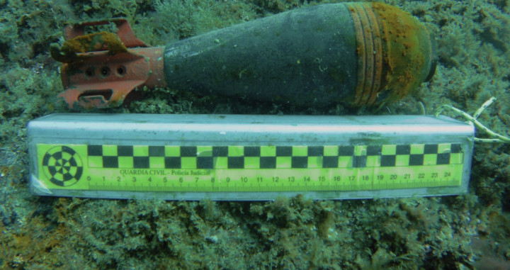 La granada localizada en la costa de Cadaqués / GUARDIA CIVIL