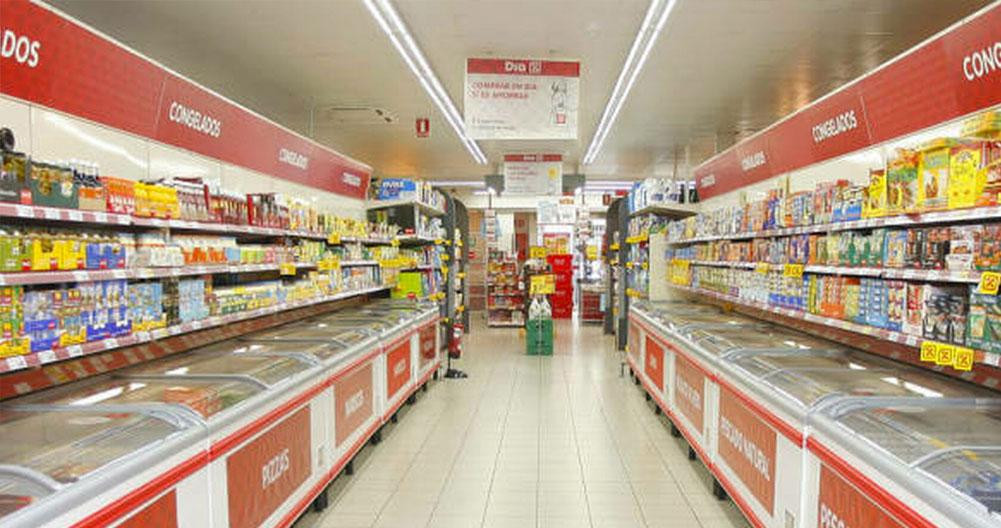 Interior de uno de los supermercados de Dia / EE