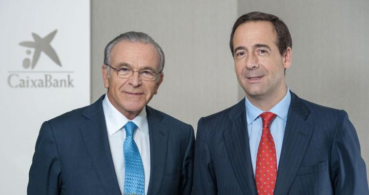 El presidente de la Fundación Bancaria La Caixa, Isidro Fainé (i), en una imagen de archivo junto al consejero delegado de Caixabank, Gonzalo Gortázar (d) / CAIXABANK
