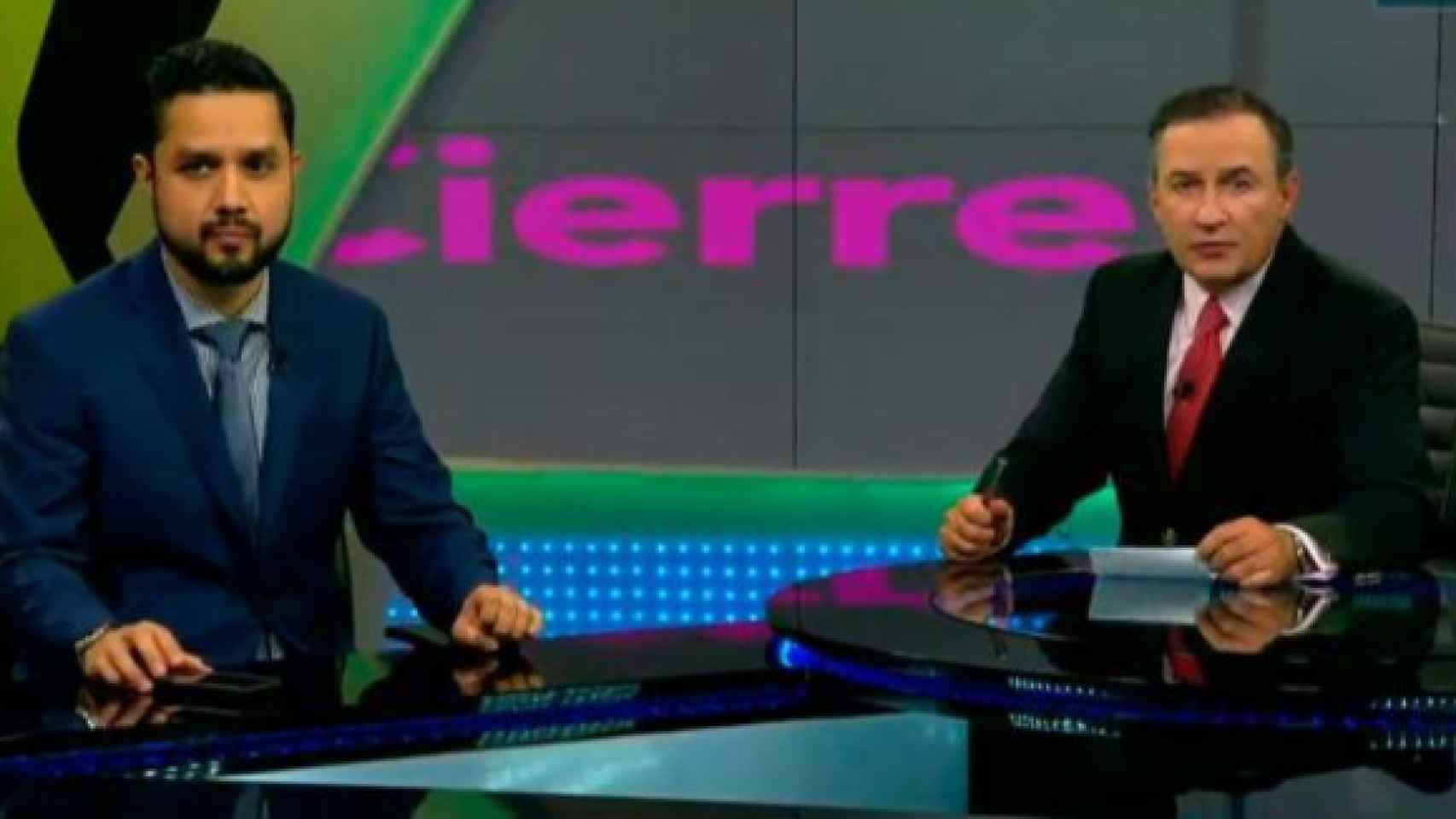 Los presentadores del programa 'El Financiero' de Bloomberg, que confundieron al president, Carles Puigdemont, con un detenido / CD