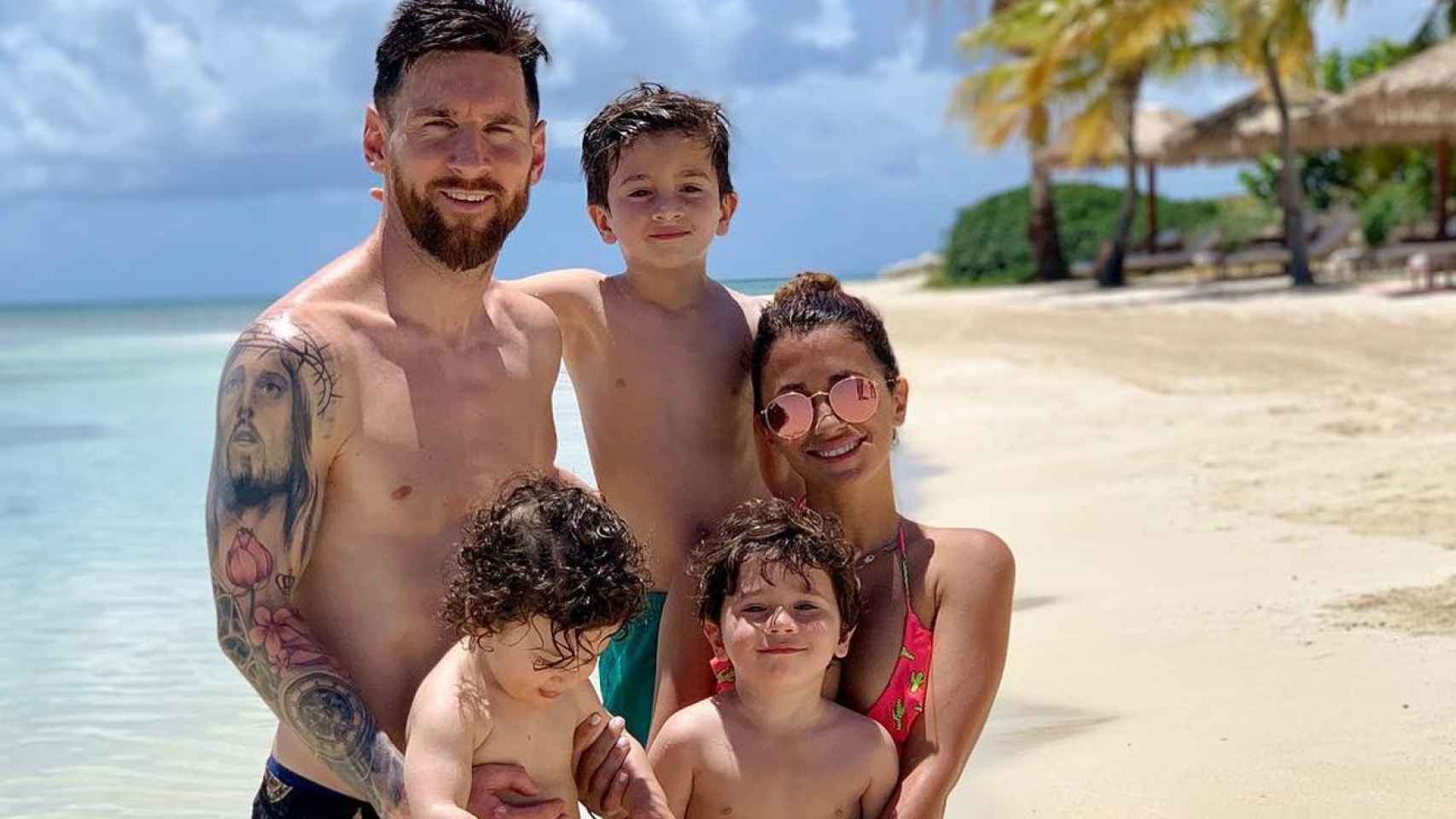 Antonella Roccuzzo de vacaciones en el Caribe con sus hijos