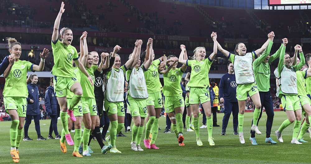 Las jugadoras del Wolfsburgo celebran el pase a la final de la Champions / EFE